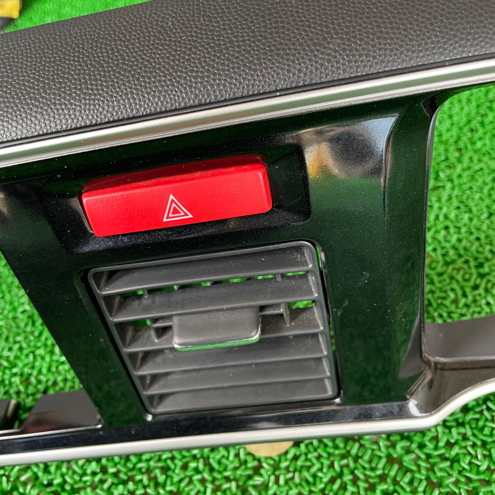 JC1 ライフ ハザードスイッチ センターエアコン吹出口付パネル No.9168