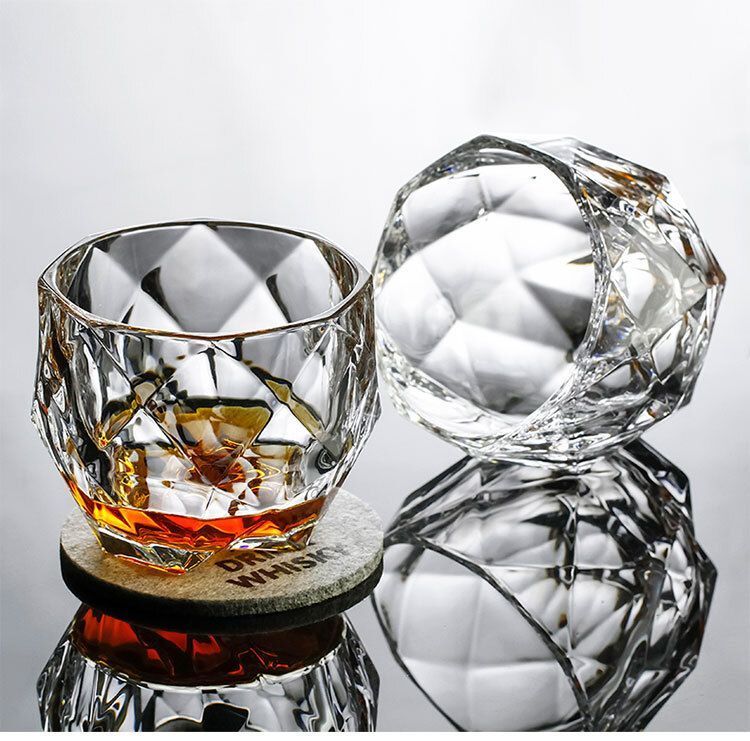 ジョニーウォーカー ザコレクション 200ml 4本セット 未使用 ジョニーウォーカー ザコレクション 200ml 4本セット 未使用