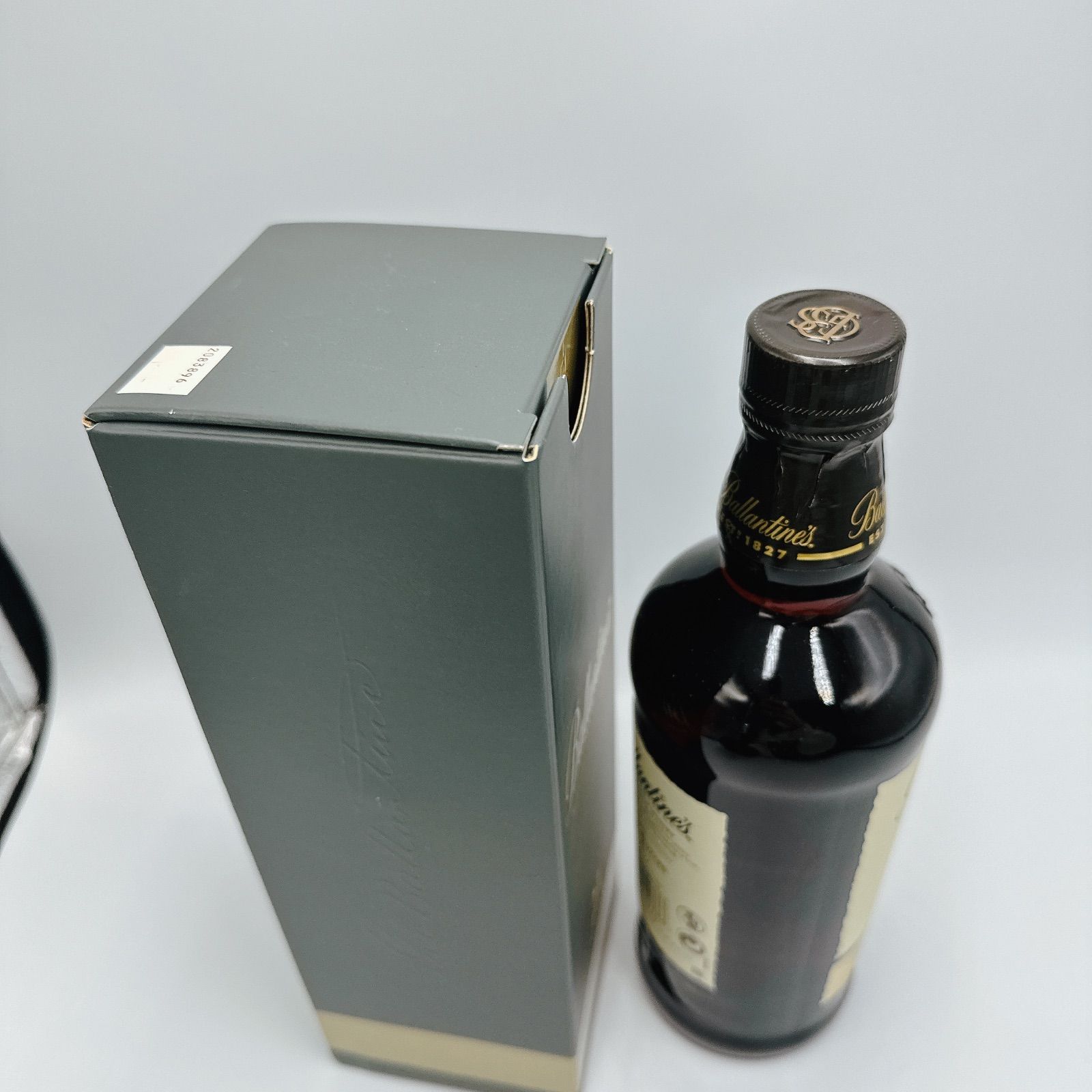 バランタイン21年ベリーオールド 700ml 未開栓古酒 - メルカリ