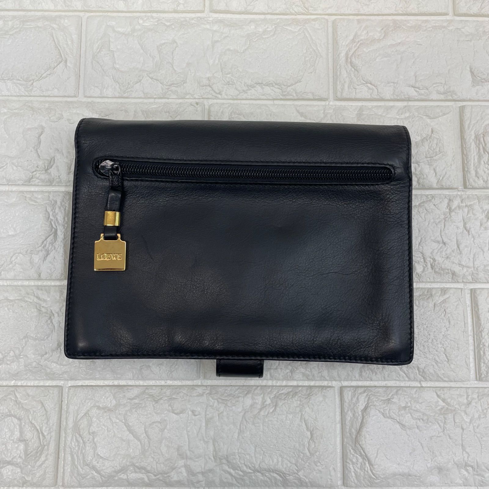 ロエベ　セカンドバッグ　本革　ブラック　ゴールド金具　クラッチバッグ　黒色 ▪️LOEWE オールドロエベ クラッチバッグ セカンドバッグ レザー