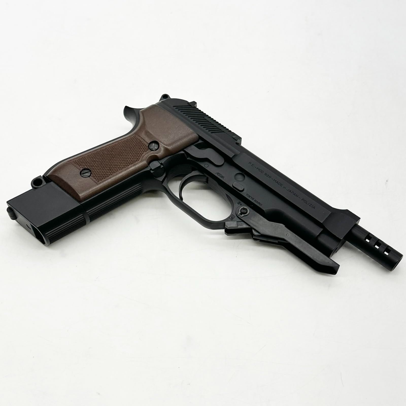 メルカリ購入品　マルイ　電動ガン　M93R 東京マルイ No.5 M93R 18歳以上電動ハンドガン ○1776 - メルカリ