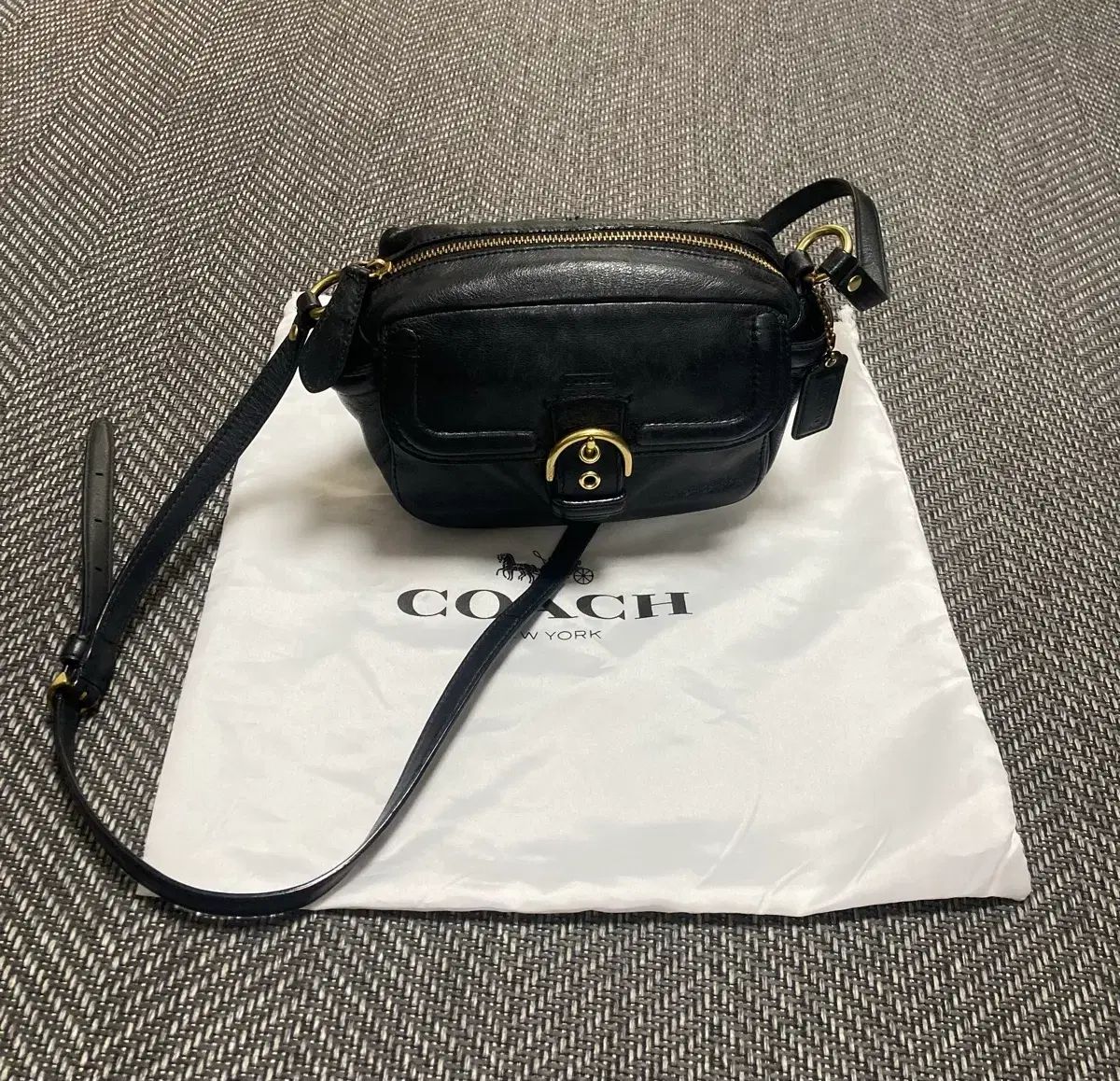 コーチ バッグ クルスバッグ カメラバッグ