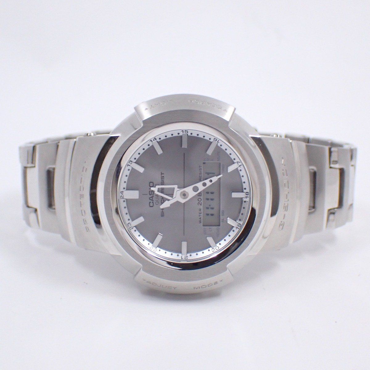 カシオ G SHOCK 海外モデル フルメタル アナデジ ソーラー電波 メンズ 腕時計 シルバー文字盤 SSベルト AWM 500 D 1 A 8 DR