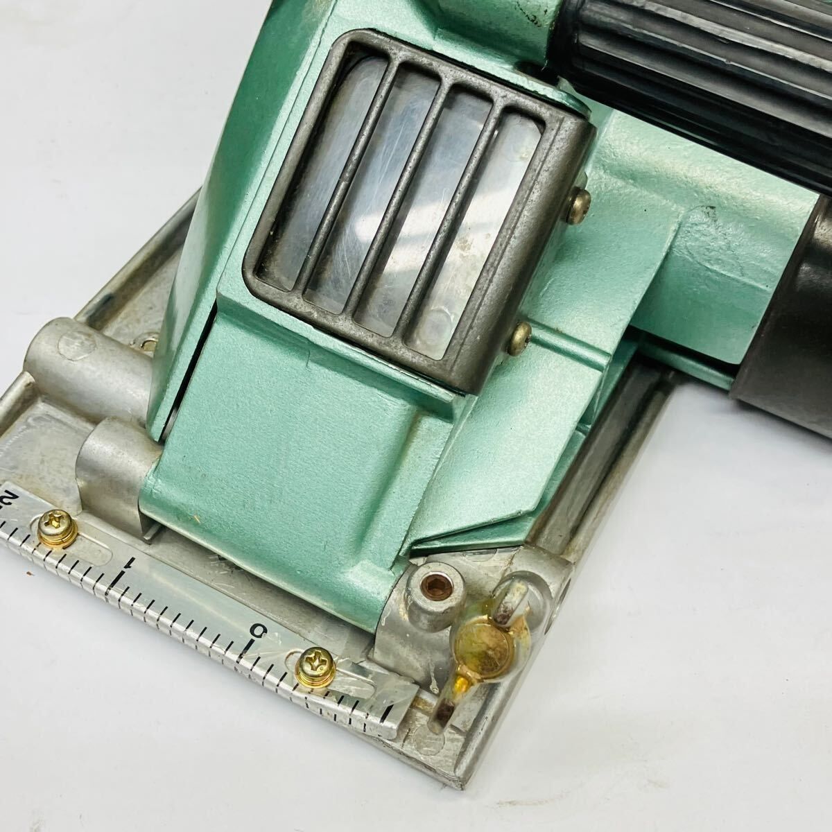 動作良好 日立 HIKOKI 21 mm ブレーキ付仕上げ溝切り ミゾキリ PG B カッター付き