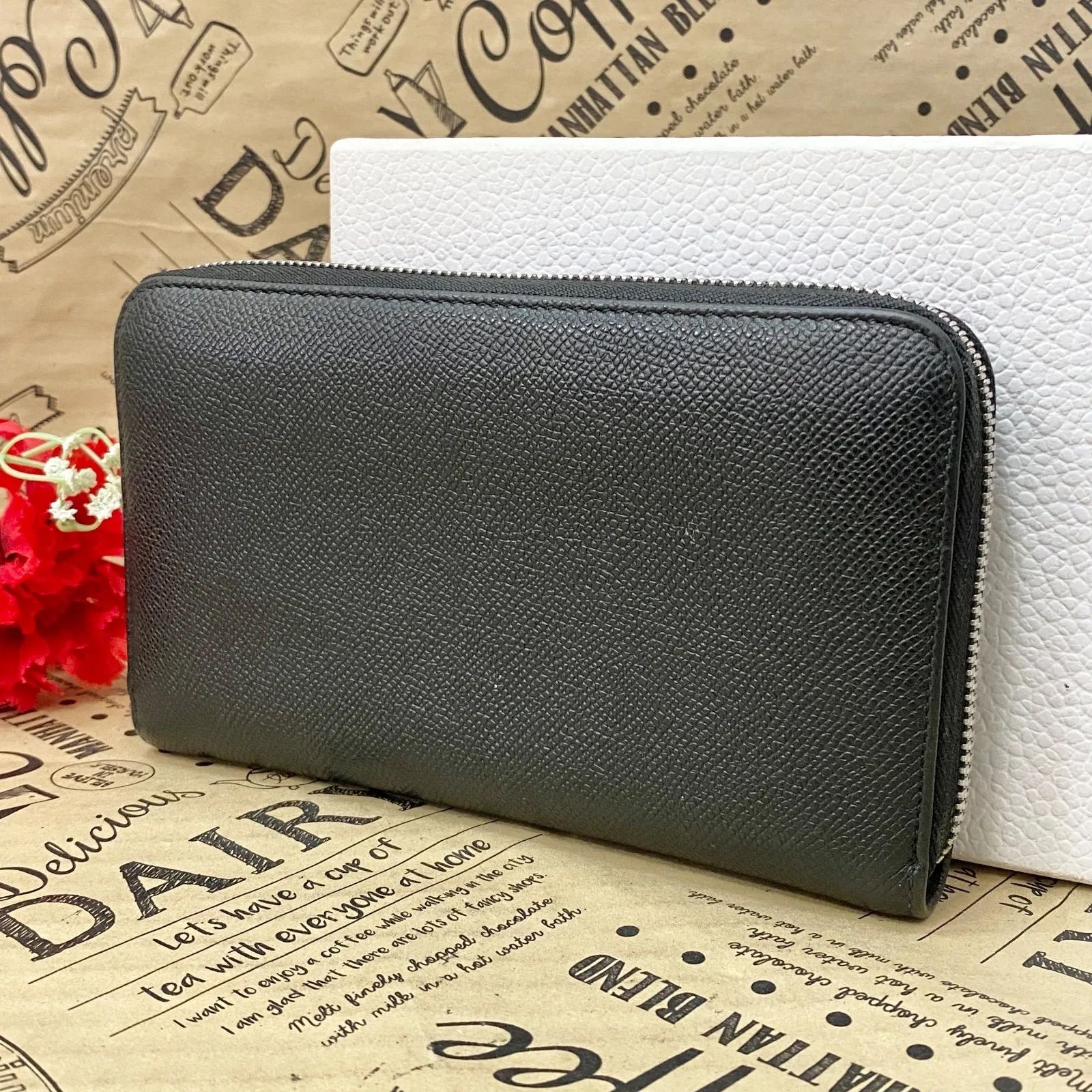 【未使用級】ブルガリ ロングウォレット グレインカーフレザー ラウンドファスナー ブルガリ 長財布 ラウンド ビーゼロ レザー 小銭 カード FY314 - メルカリ