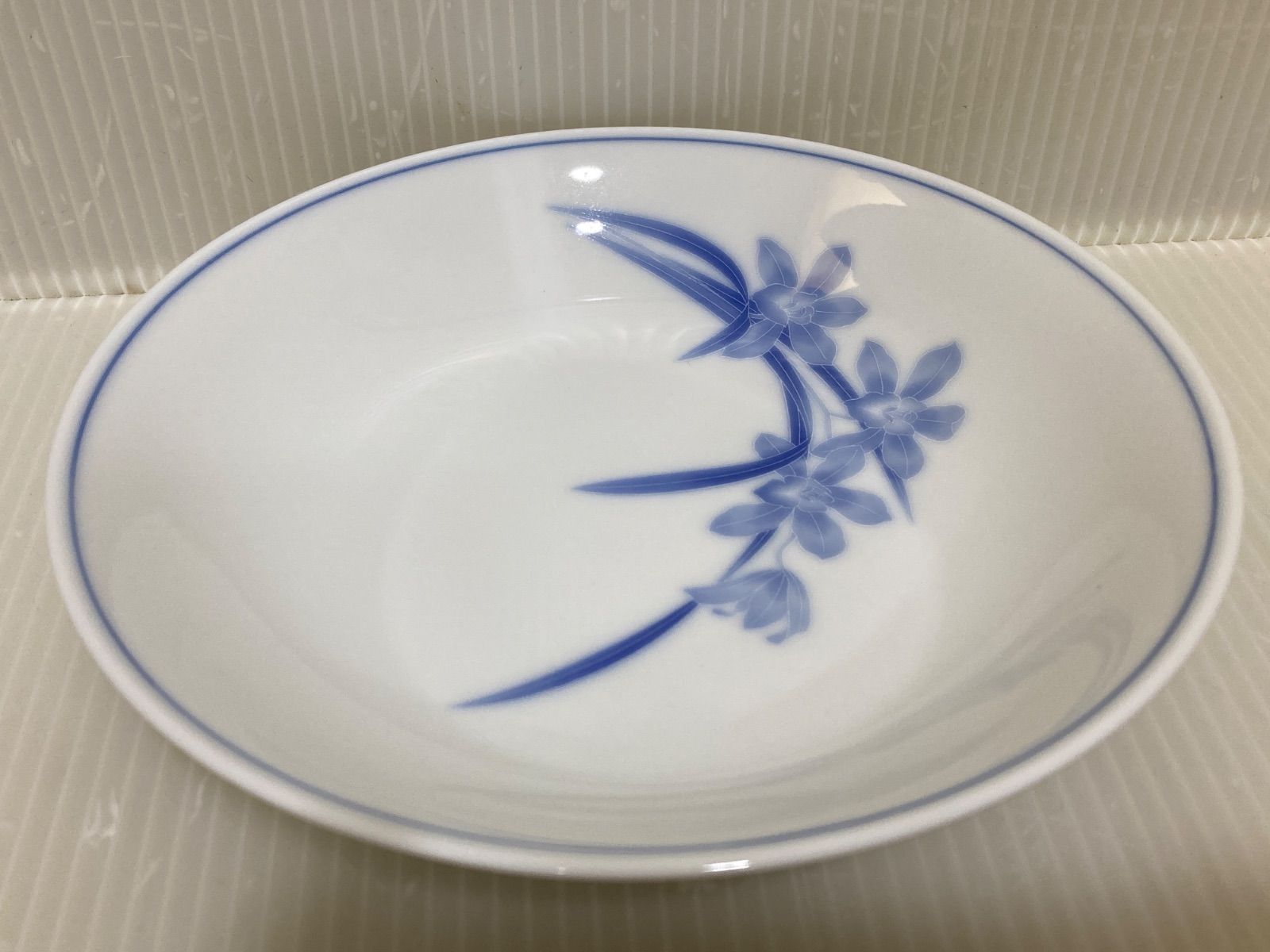 香蘭社 染付シンビジューム 深皿 - メルカリ