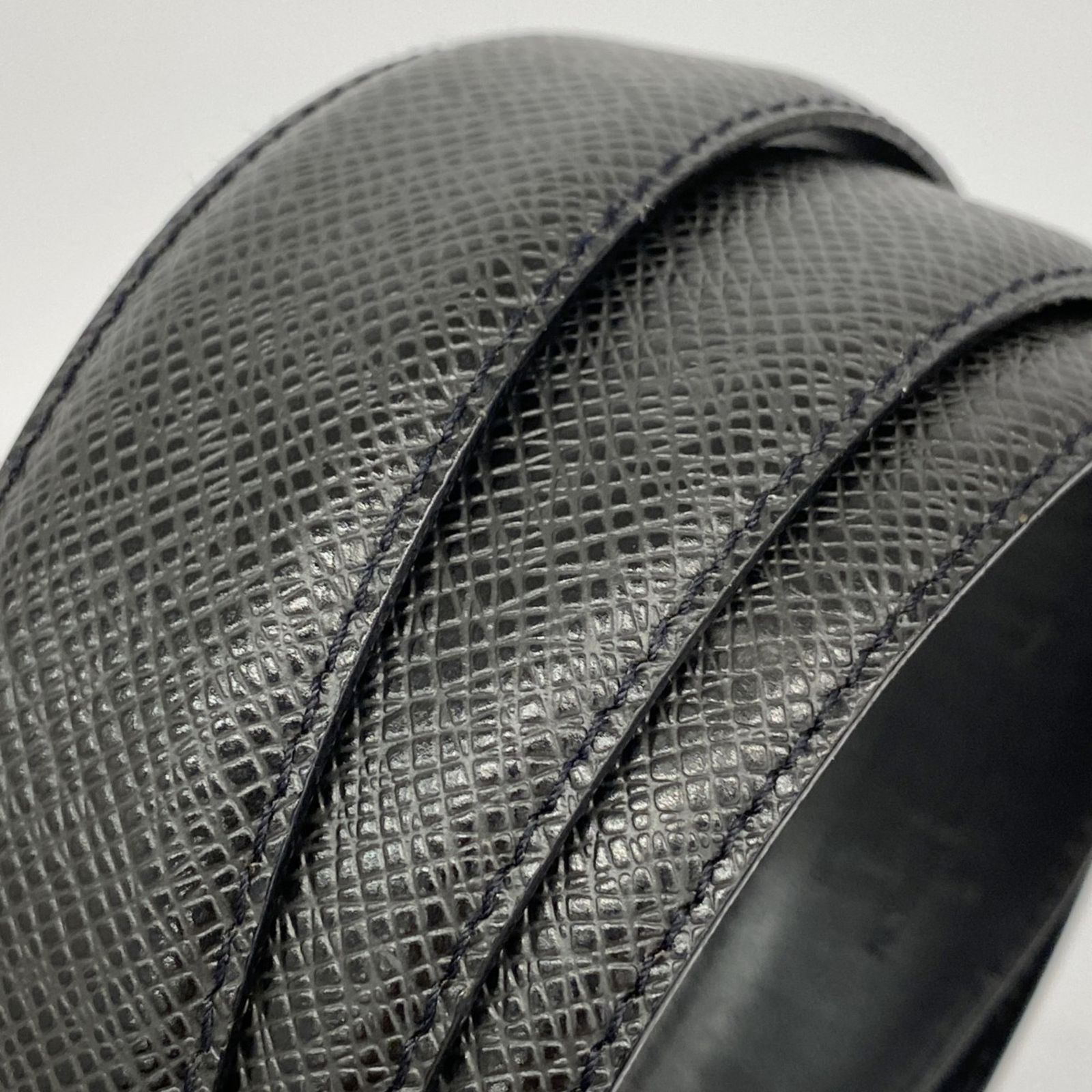 ルイ・ヴィトン(Louis Vuitton) 工場 ルイ・ヴィトン ベルト タイガ