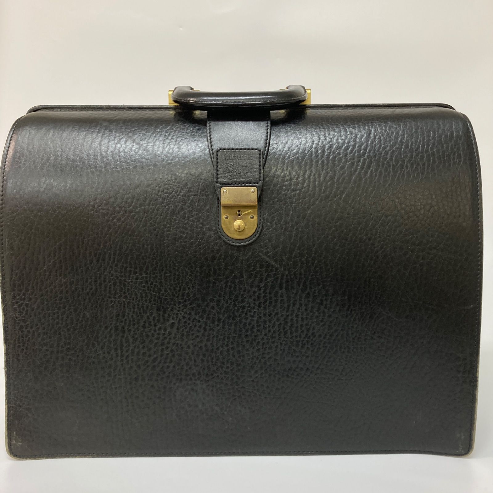 LONDON バーバリーロンドン カバン バッグ レザー ブラック KB 57