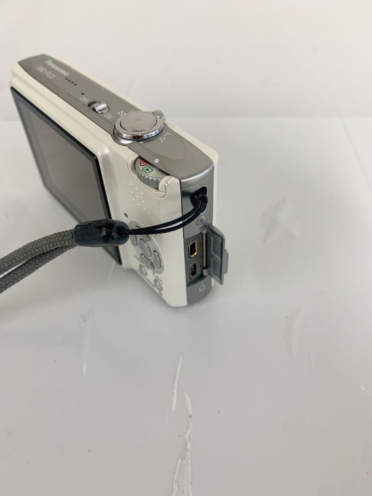 2【通電未確認】Panasonic LUMIX DMC-FX33 ホワイト【カメラ】【1
