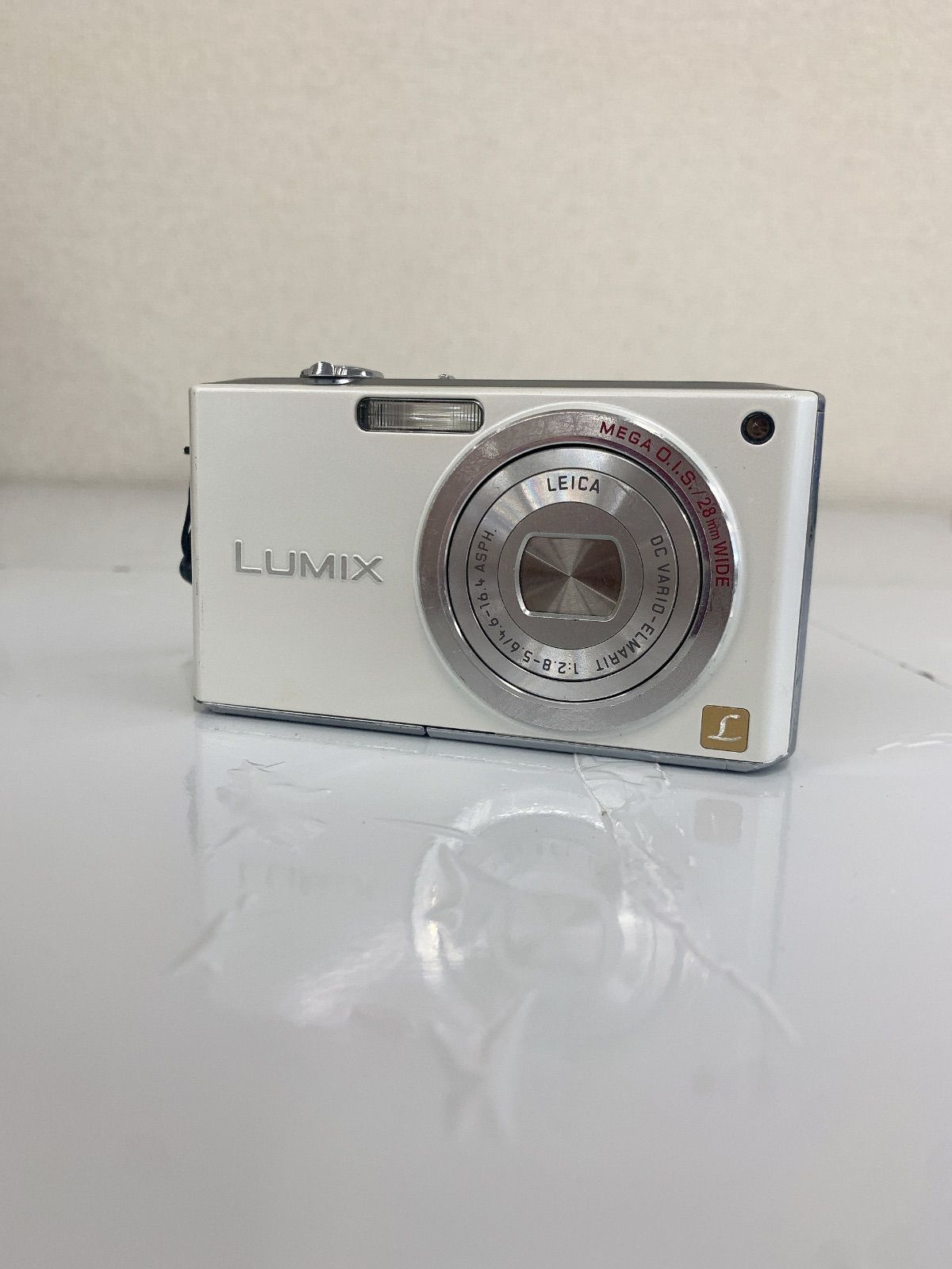 2【通電未確認】Panasonic LUMIX DMC-FX33 ホワイト【カメラ】【1