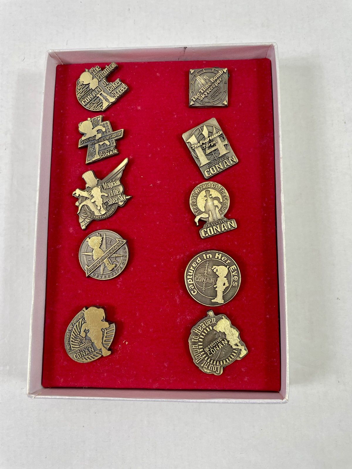 A2210・名探偵コナン ピンバッジ セット ※1個ピン留め破損あり 箱汚れ