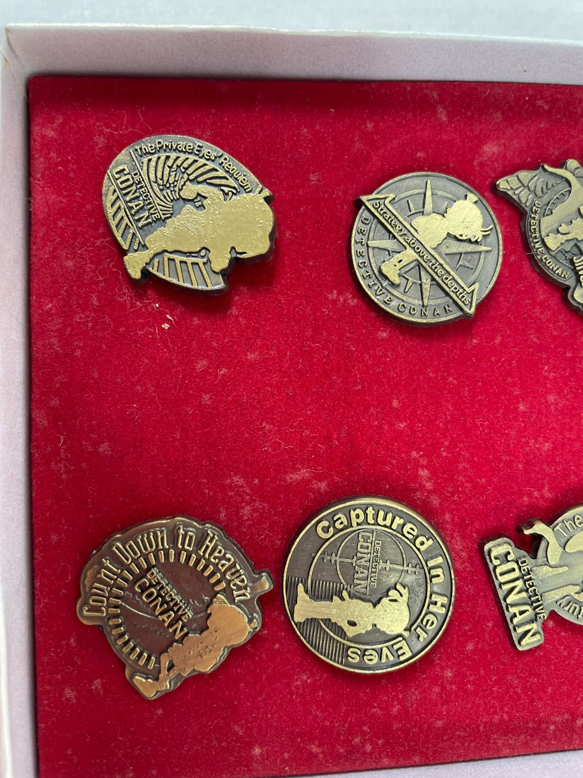 A2210・名探偵コナン ピンバッジ セット ※1個ピン留め破損あり 箱汚れ