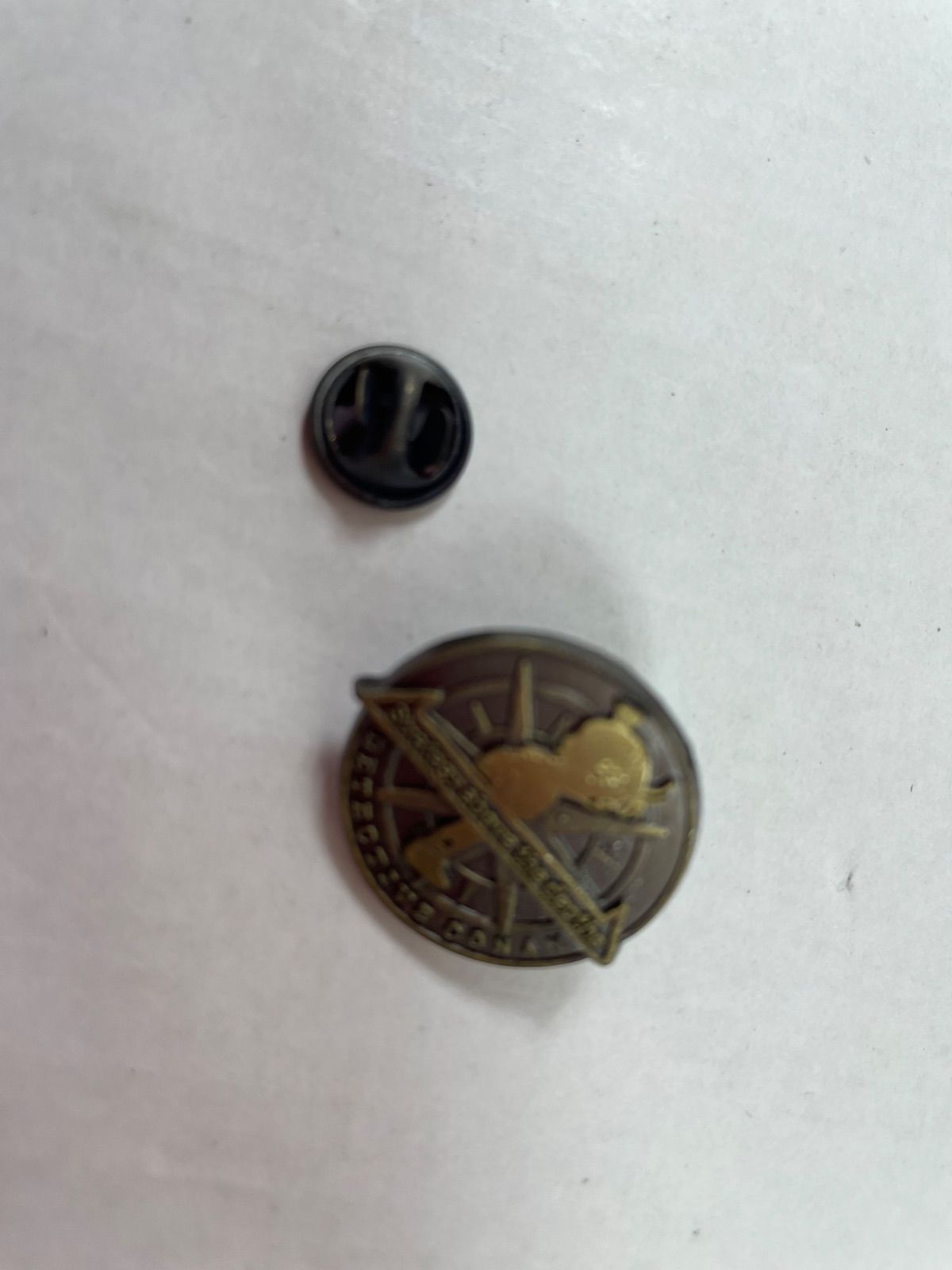 A2210・名探偵コナン ピンバッジ セット ※1個ピン留め破損あり 箱汚れ