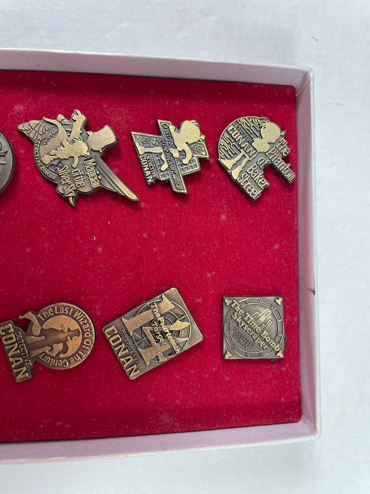 コナン ピンバッジ A2210・名探偵コナン ピンバッジ セット ※1個ピン留め破損あり 箱汚れ