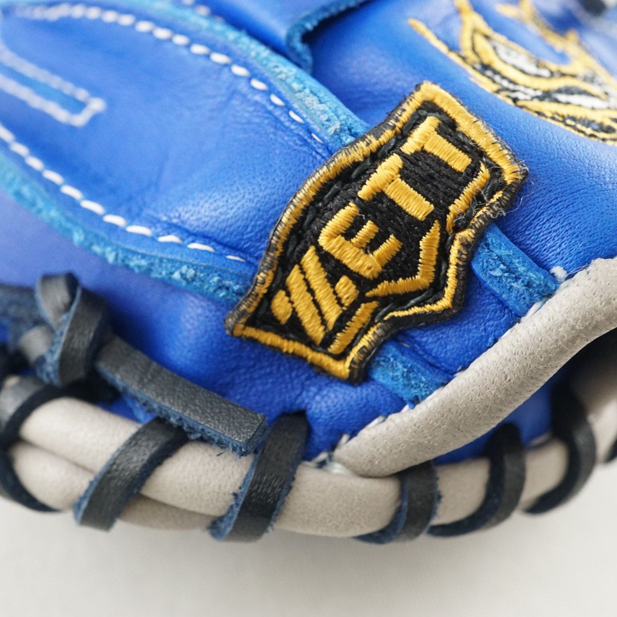 ZETT ゼット 読売巨人軍 ジャイアンツ 小林誠司 ミニチュア