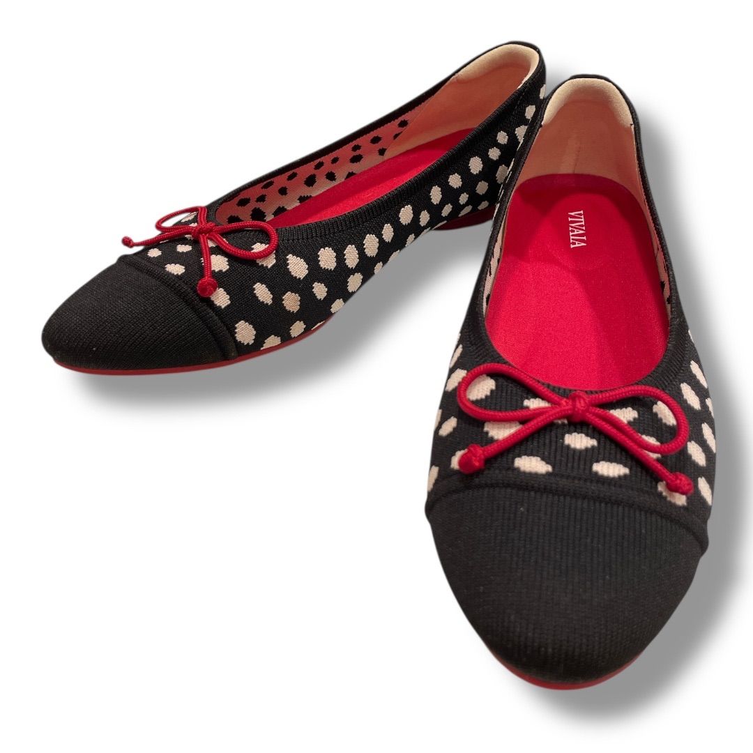 VIVAIA ビバイア Tianaアーモンドトゥフラットシューズ リボン ニット素材 軽量 コンフォート お洗濯 ブラックドット柄 39 24 5 cm〜25 cm レディース 通年 ゴーゴー古着セントラルパー No 1566