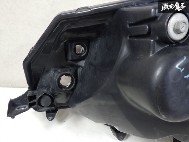 ストア出品】トヨタ純正 タンク トール M900A M910A ハロゲン ヘッド