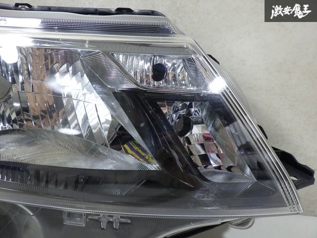 ストア出品】トヨタ純正 タンク トール M900A M910A ハロゲン ヘッド