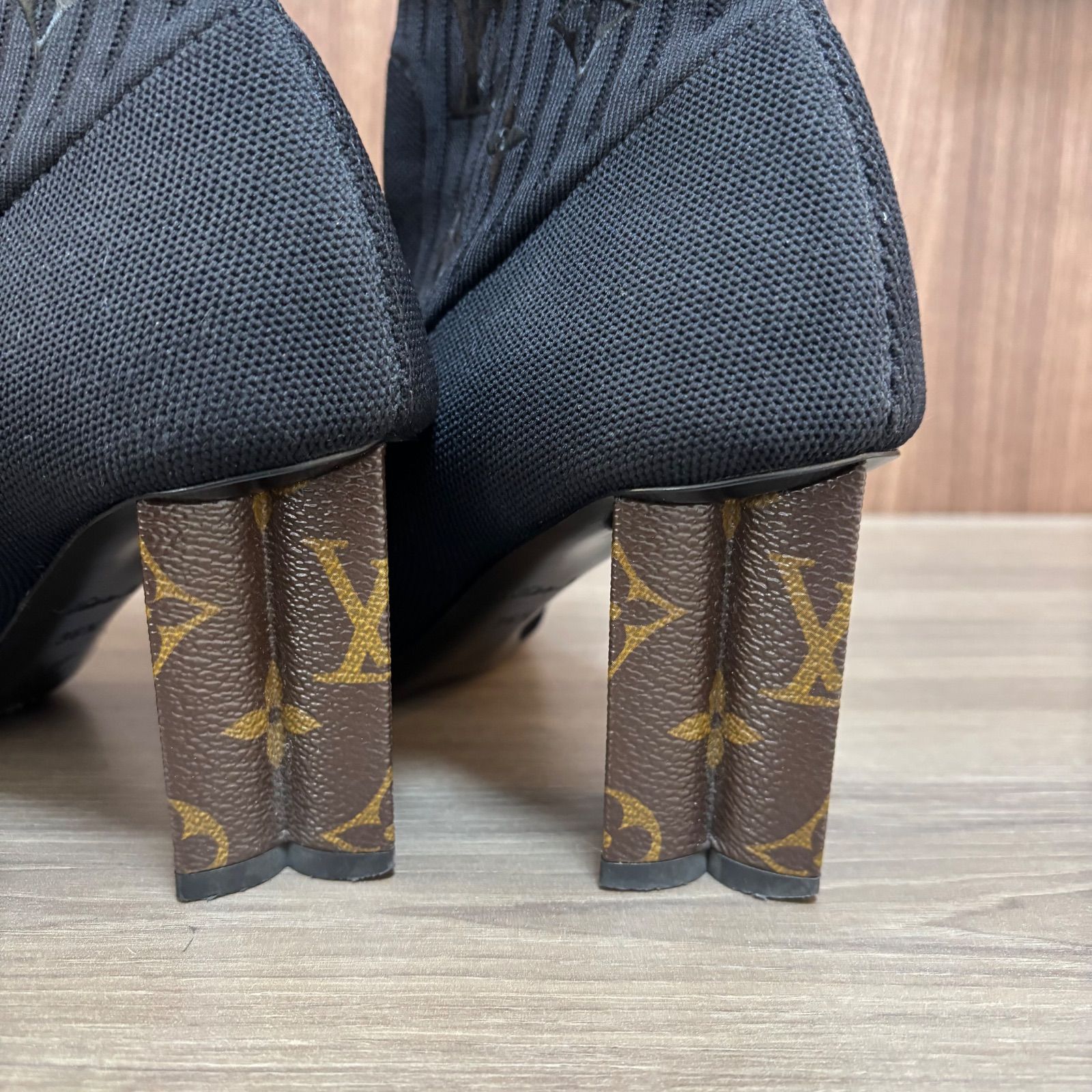 ☆【美品】ルイヴィトン LOUIS VUITTON M11559 シルエットライン