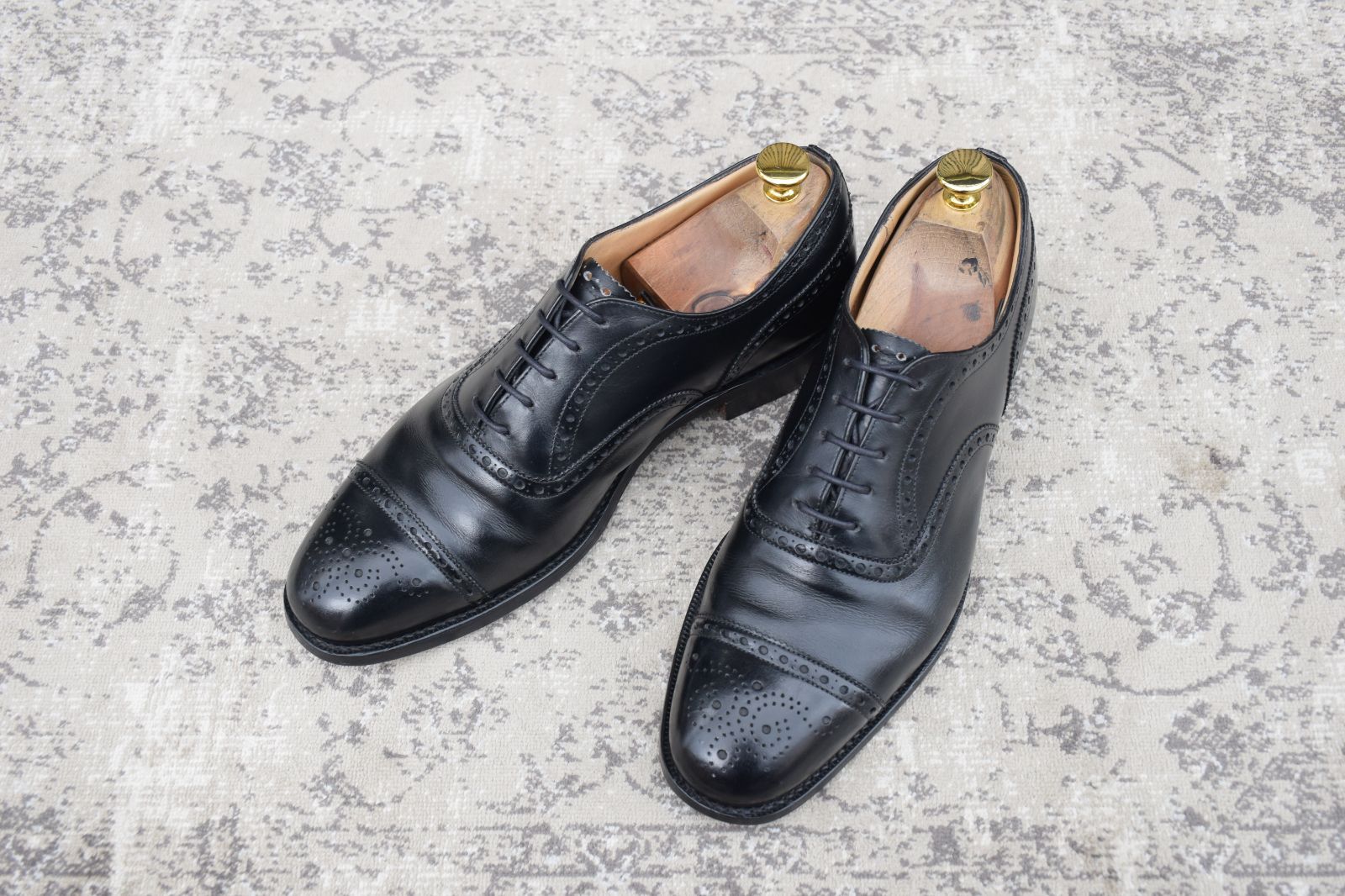 リフト交換済み Church s チャーチ Diplomat ディプロマット フルブローグ ストレート 内羽根 黒 ブラック UK 7.5 26 cm W 3423