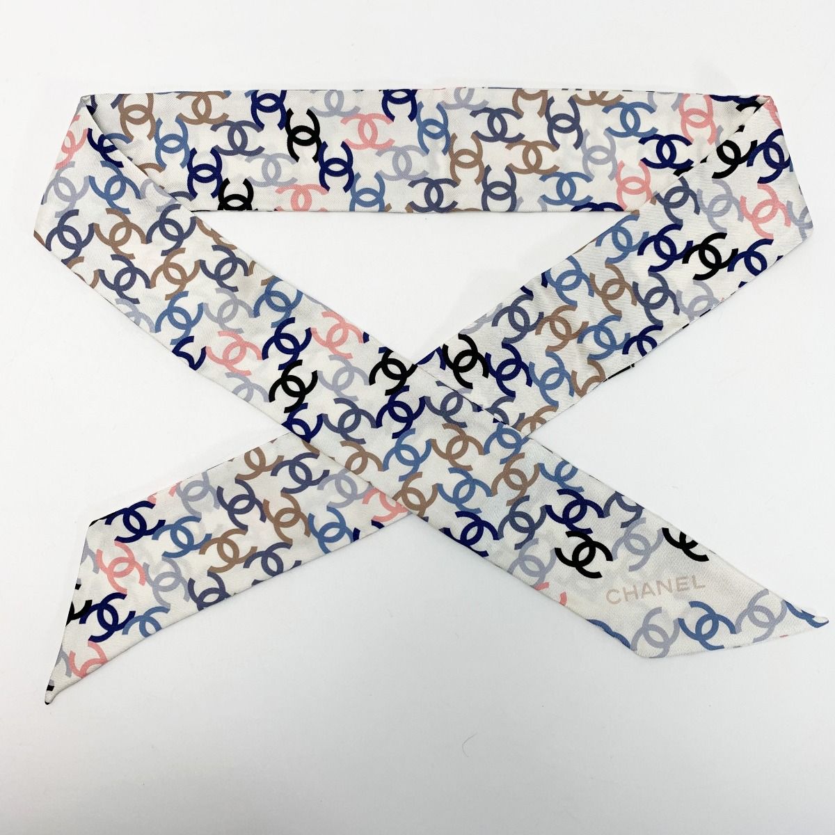 CHANEL シャネル ヘアバンド 細いスカーフ ツイリー ホワイト シルク