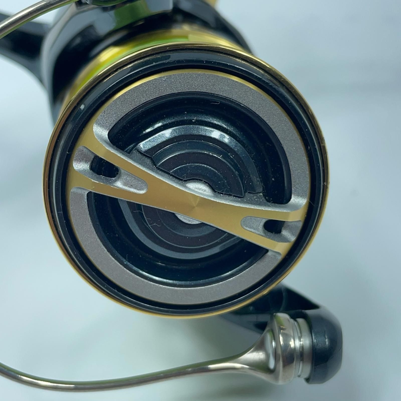 SHIMANO シマノ 14ステラ C2500HGS 03282 本体のみ ウッドハンドル装着