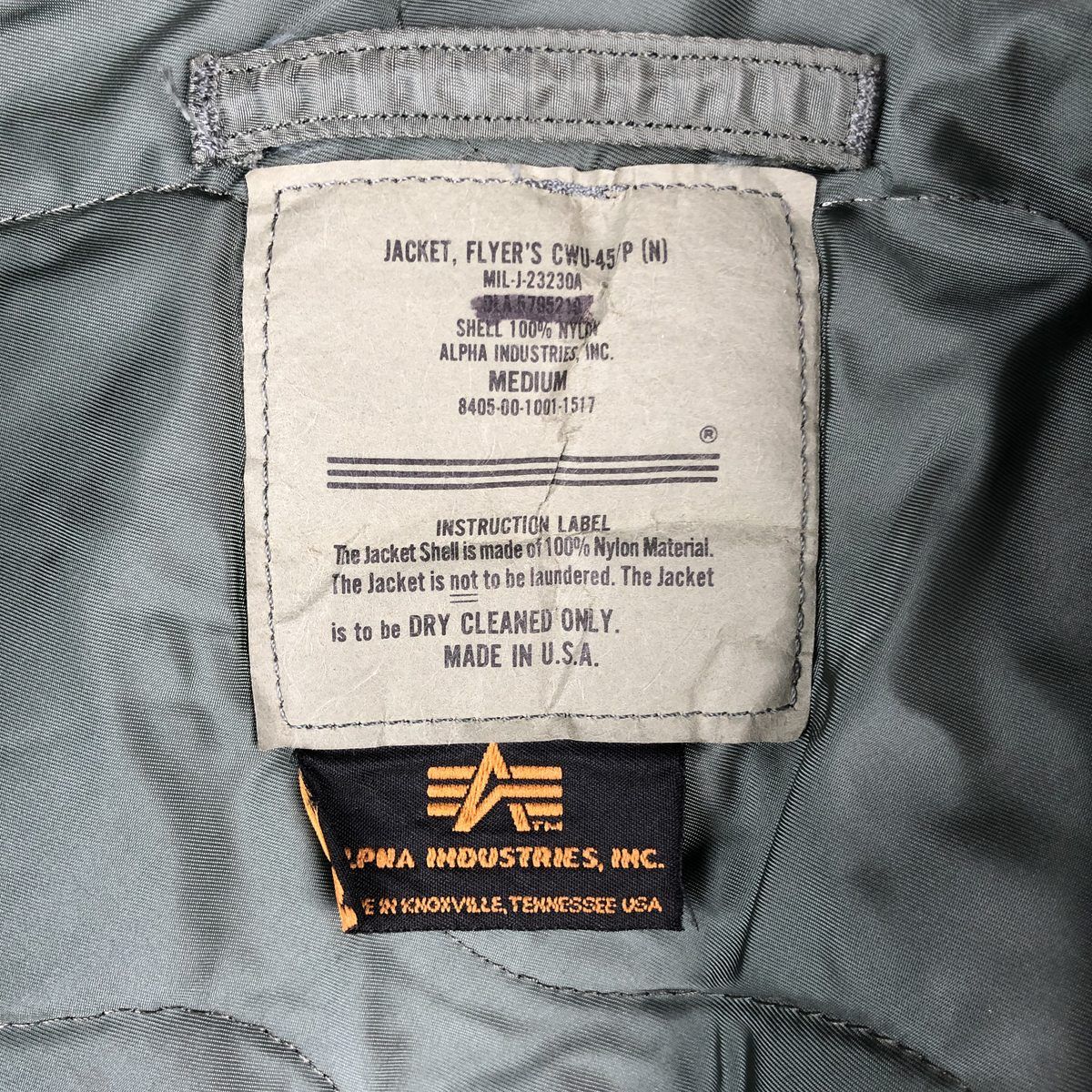 古着 民間品 アルファ ALPHA CWU-45 Pタイプ 星条旗柄 中綿入り ミリタリー フライトジャケット メンズM相当 eaa 603247 その他 ジャケット アウター メンズ