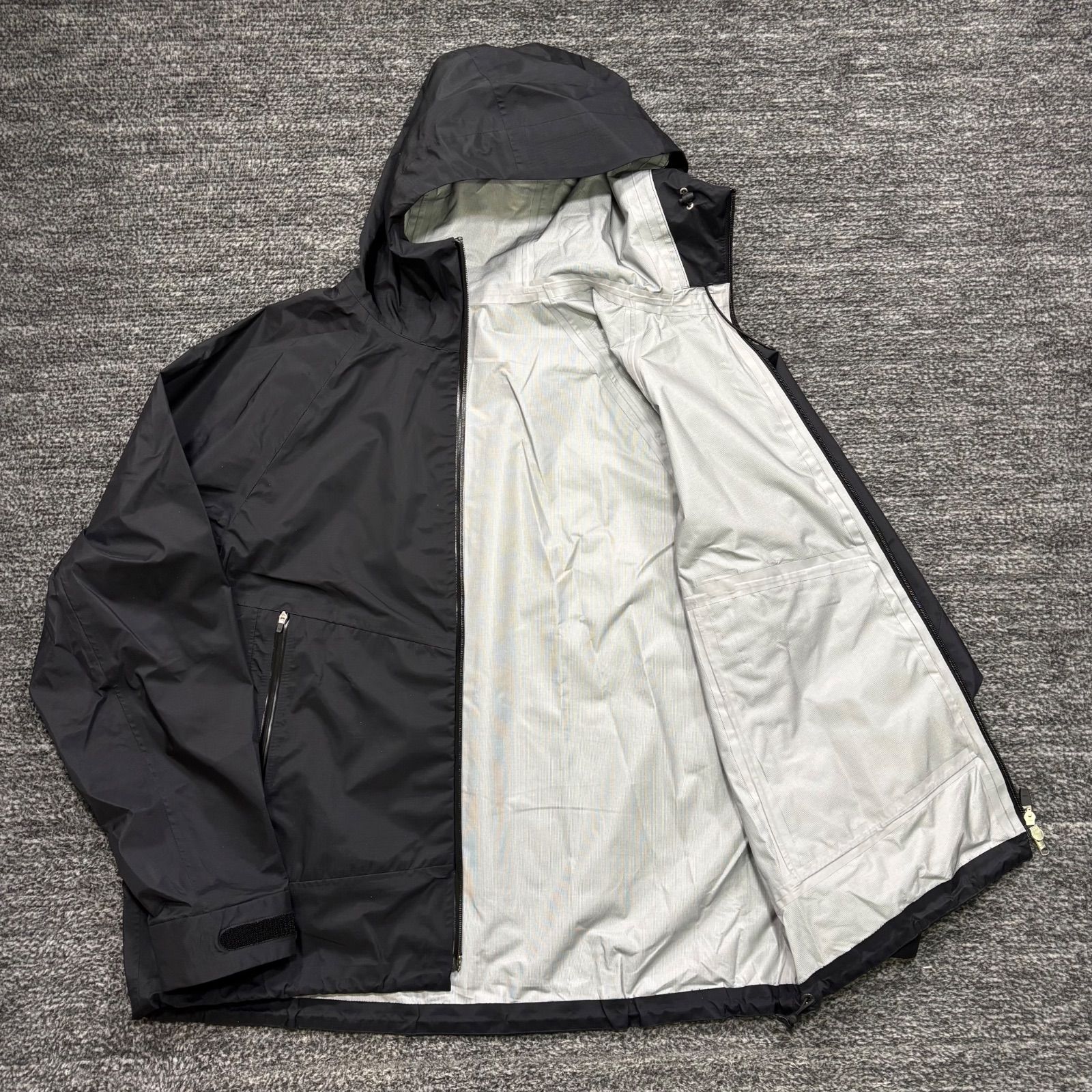 美品 OVY Recycle Nylon Active Rain Parka Black L リサイクル