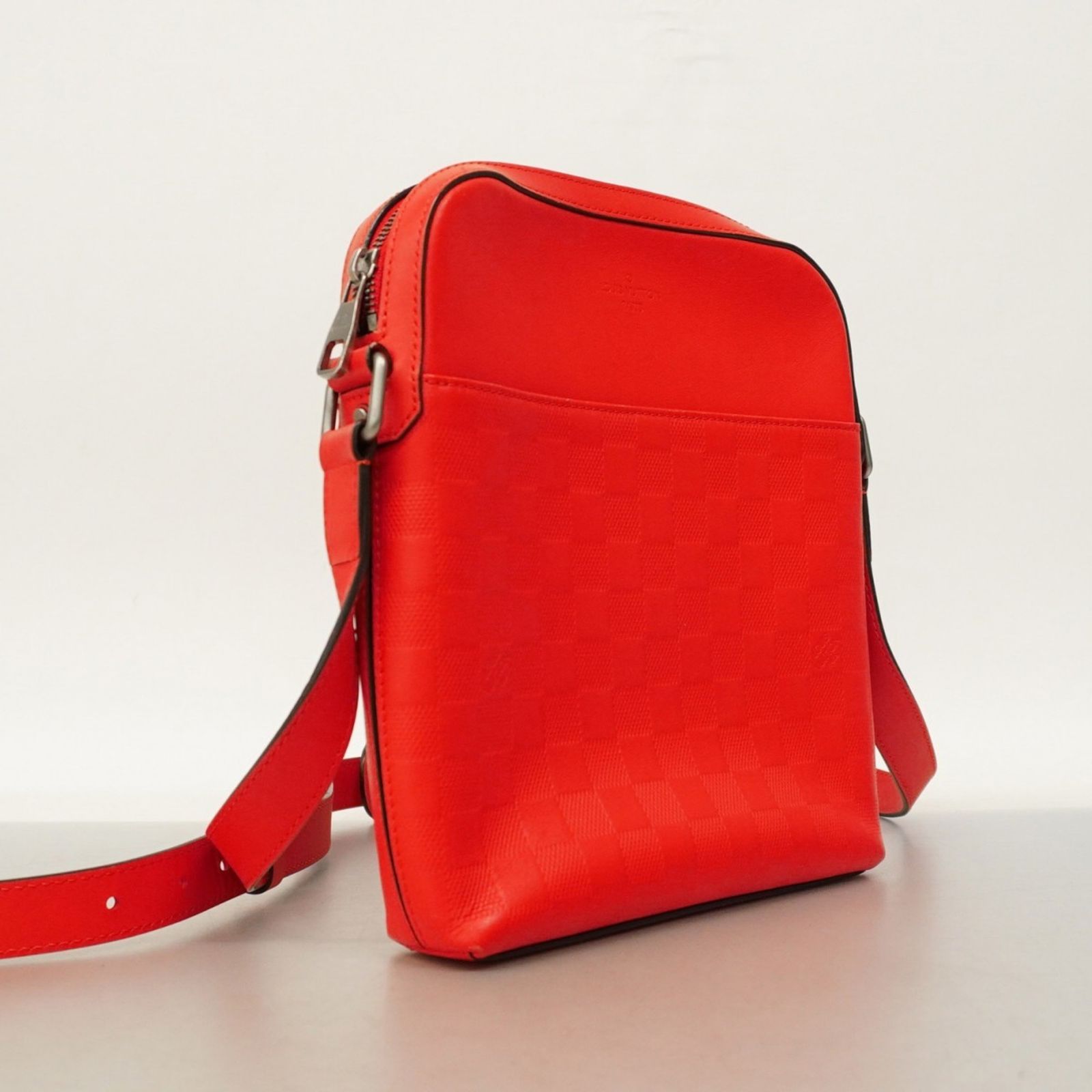 【5of6554】ルイヴィトン ショルダーバッグ ダミエ・アンフィニ ポシェットディストリクト N23356 マグマ【中古】メンズ ルイ・ヴィトン(Louis Vuitton) ルイ・ヴィトン ショルダーバッグ