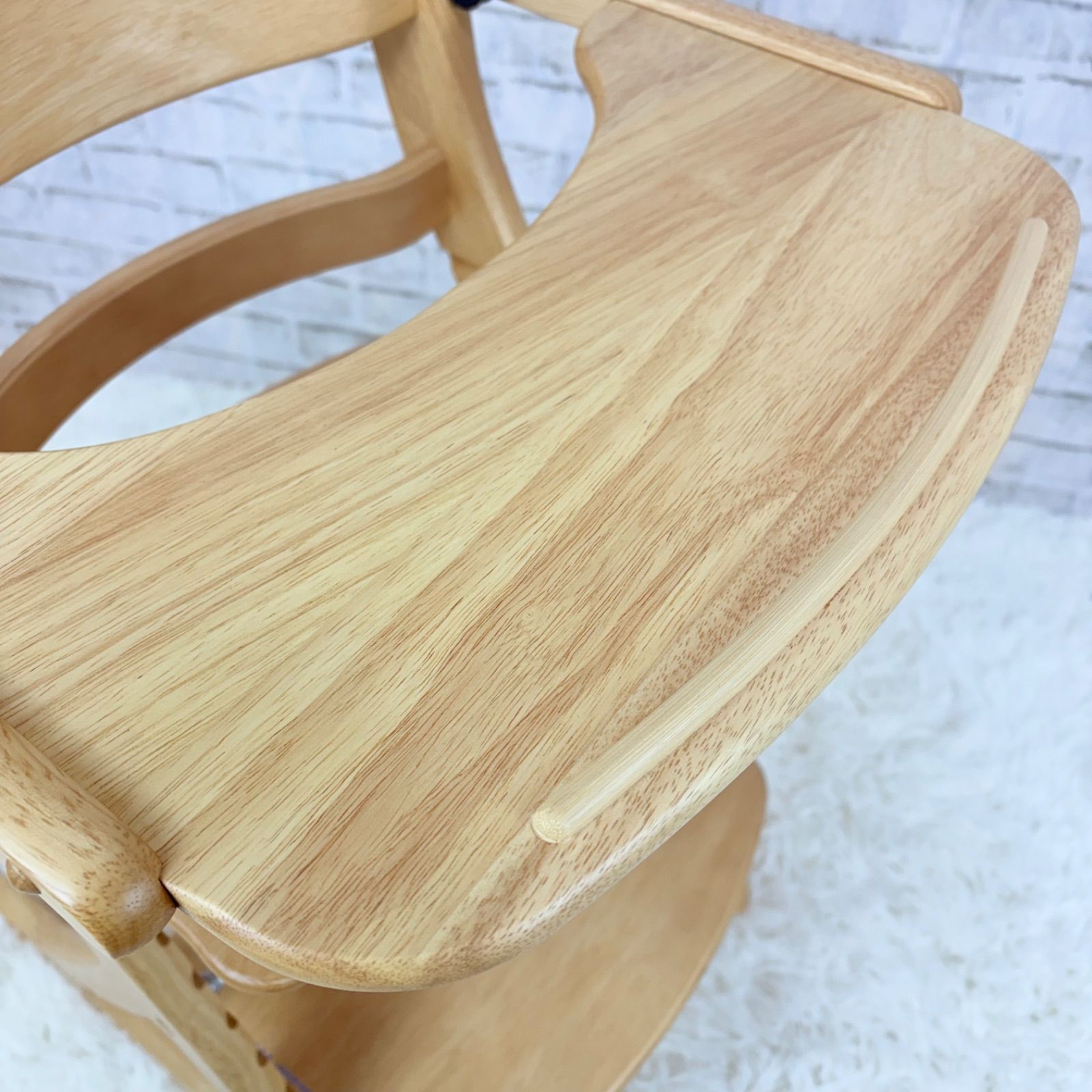 極美品 大和屋 すくすくチェアスリムプラス テーブル ガード付 ベビー