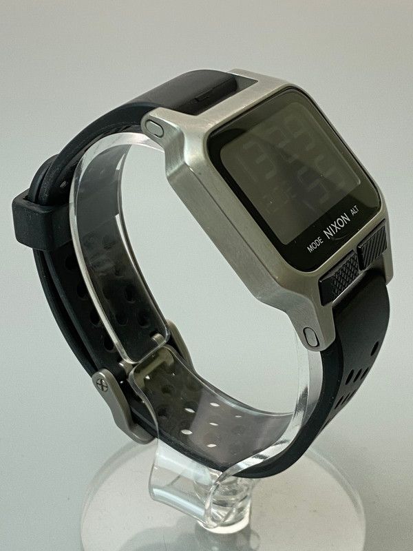 Nixon heat ニクソン 腕時計 デジタル NIXON デジタル腕時計