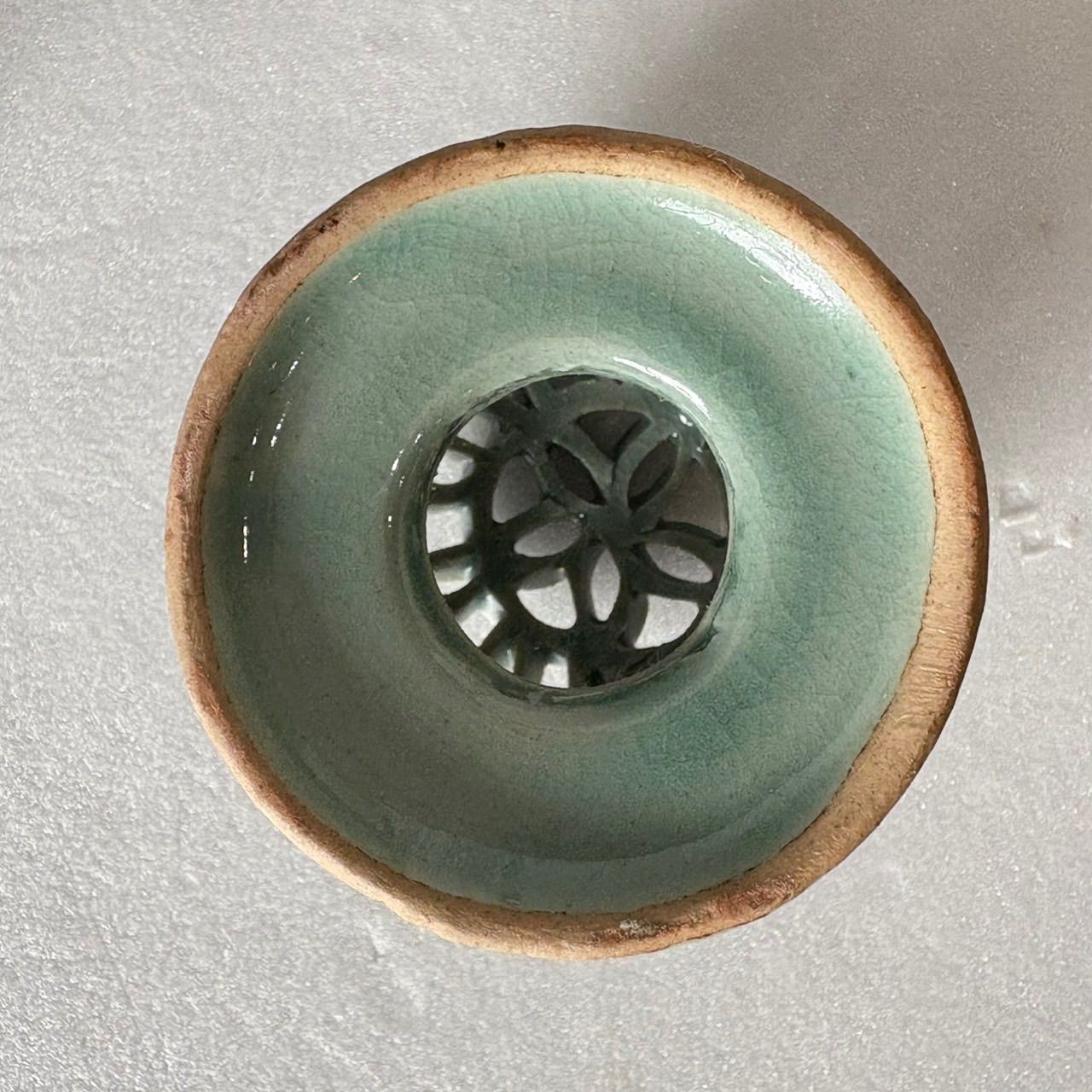  香炉 高麗青磁 海青作 三つ足 兎 蓮 その他 美術品 アンティーク コレクション