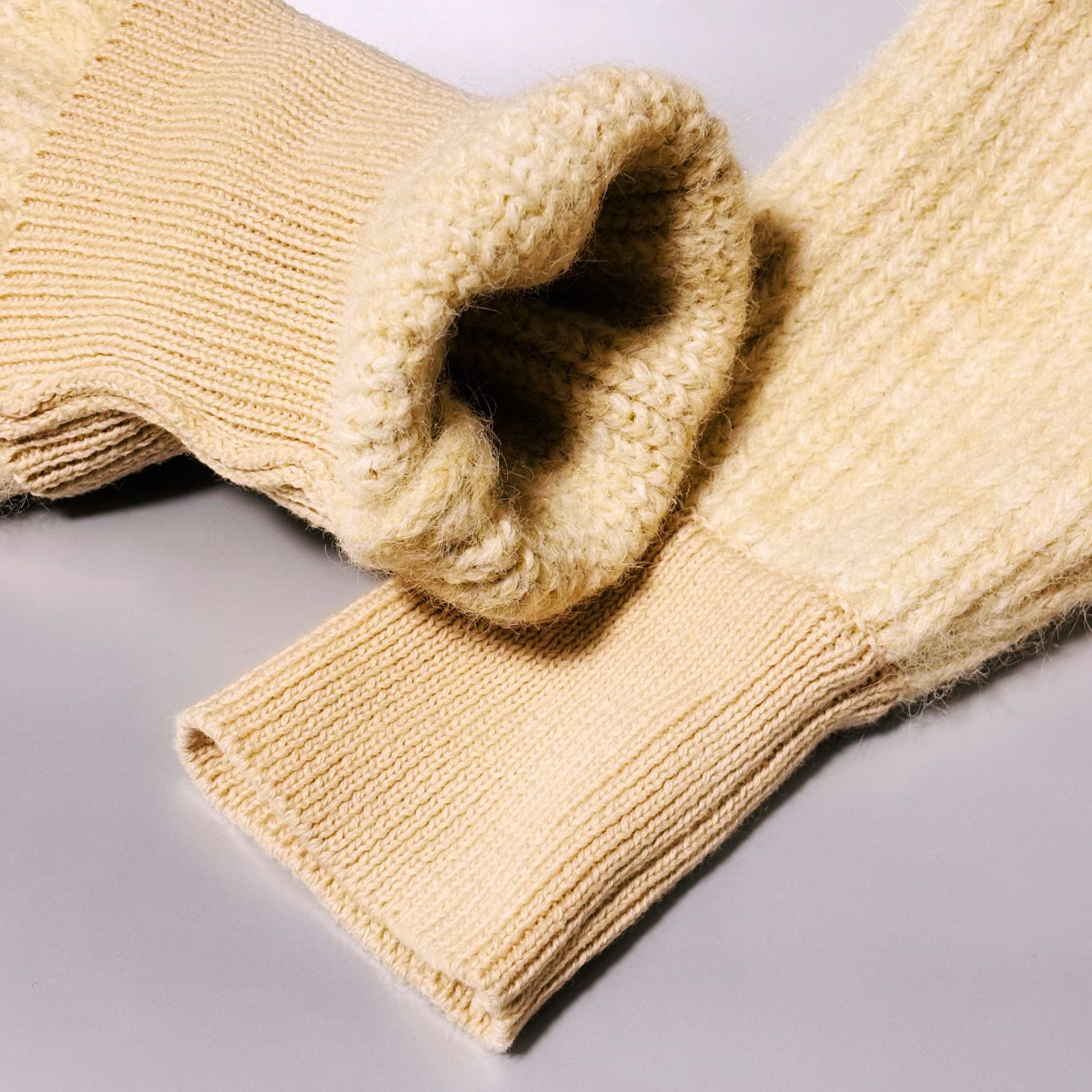 美品】 Bibiy ビビー Fサイズ(M相当) レディース アイボリー 秋冬