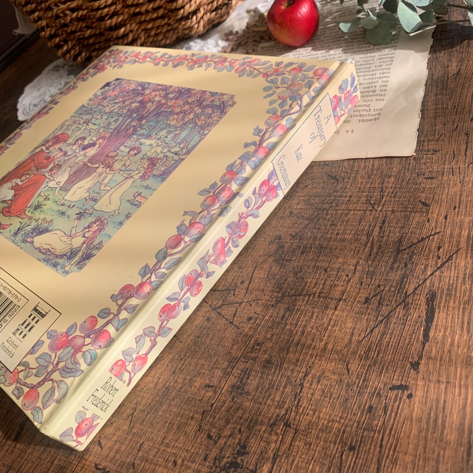 ヴィンテージ絵本 洋書 A Treasury of Kate Greenaway 1989年 ケイト
