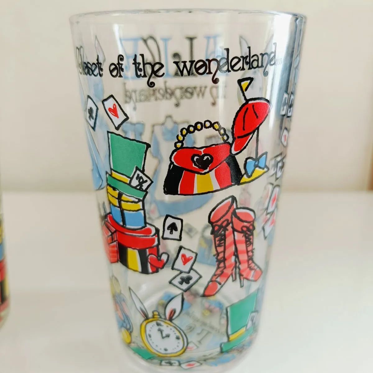 アリスインワンダーランドガラスコップセット - メルカリ