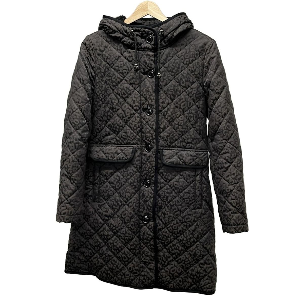 DAMAcollection ダーマ コート レディース - ダークグレー×黒 長袖 キルティング 中綿 冬