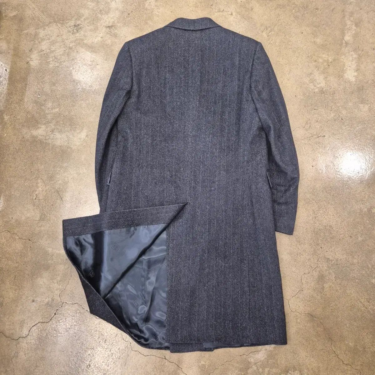 未使用新品) CORNELIANI コルネリアーニ バージンウールコート 50 (7R