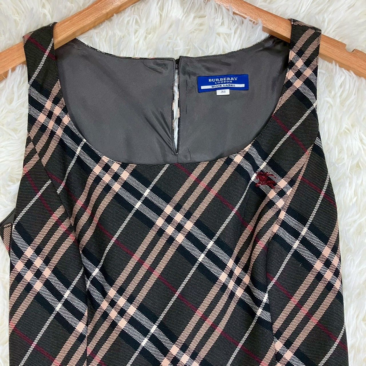 バーバリーブルーレーベル ノースリーブワンピース 膝丈 裏地付き ノバ