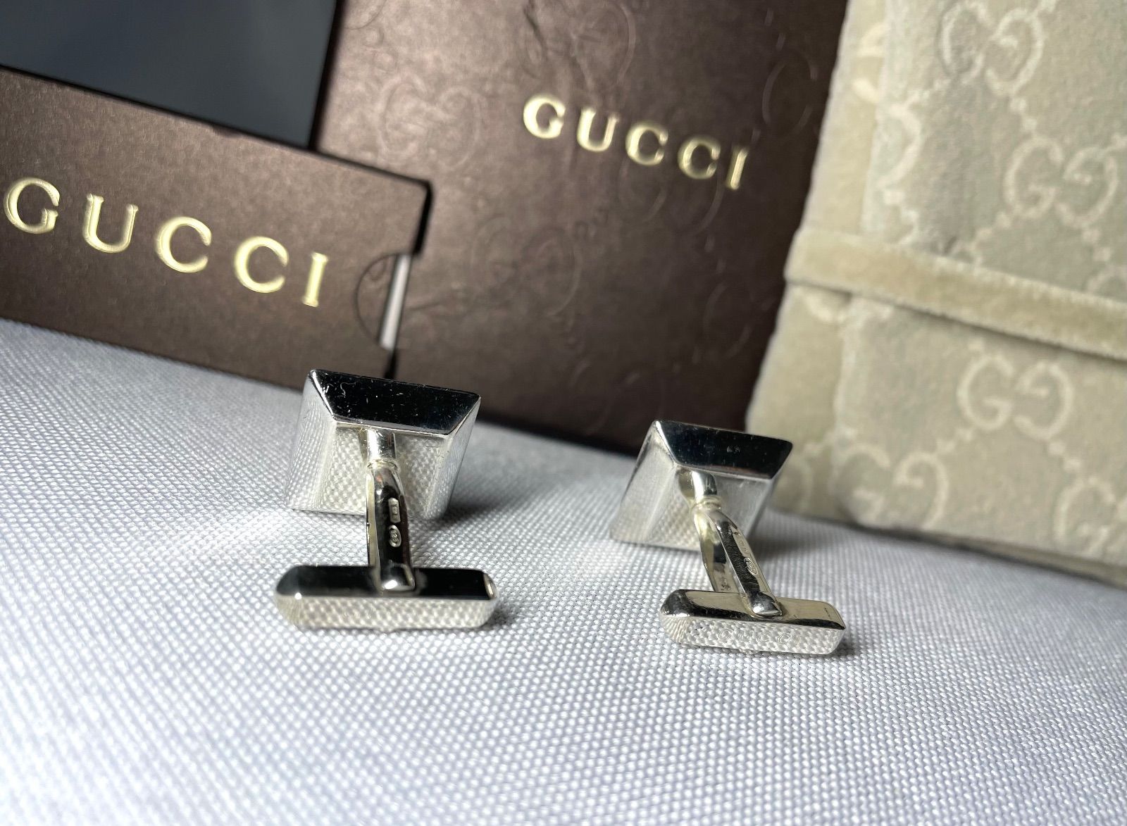 GUCCI グッチ ブランドロゴ文字 スターリングシルバー SV925スクエア