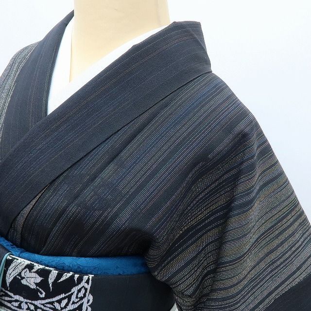 百華❀Y4106◇美品 正絹 やまと誂製 手縫い仕立て 縦縞 桜 塩沢お召