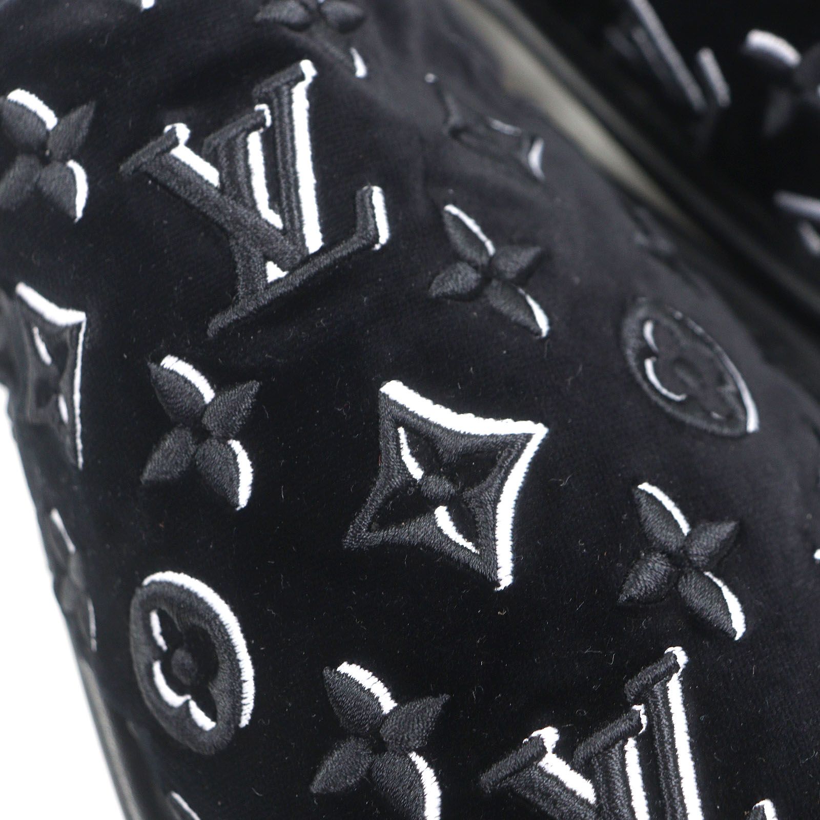  LOUIS VUITTON ルイヴィトン LV スイートライン ミンク レザー LVロゴ モノグラム 刺繍 ベルベッド スリッパ ルームシューズ ブラック 41 42 保存袋付き イタリア製 メンズ その他 靴