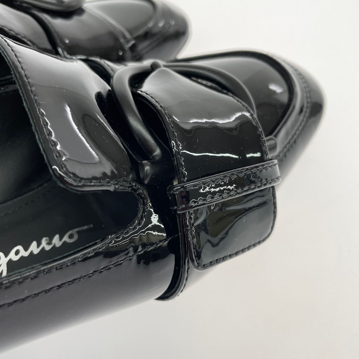 Salvatore Ferragamo サルヴァトーレフェラガモ パンプス 表記サイズ Salvatore Ferragamo サルヴァトーレフェラガモ パンプス 表記サイズ