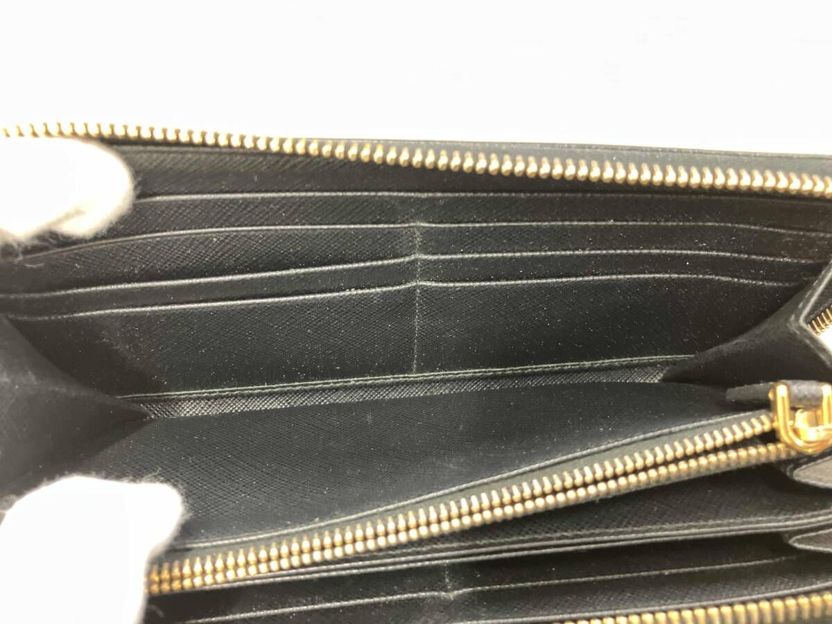 ラウンドファスナー 財布