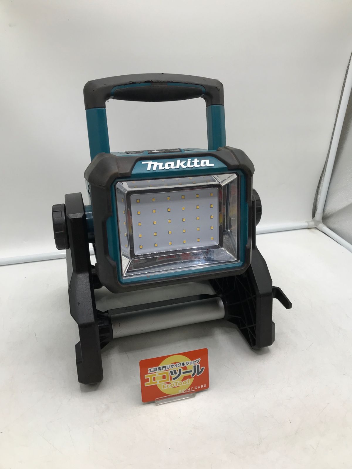 品 Makita マキタ 14.4 V 18 Vバッテリ AC両用スタンドライト ML 811 エコツー M 02