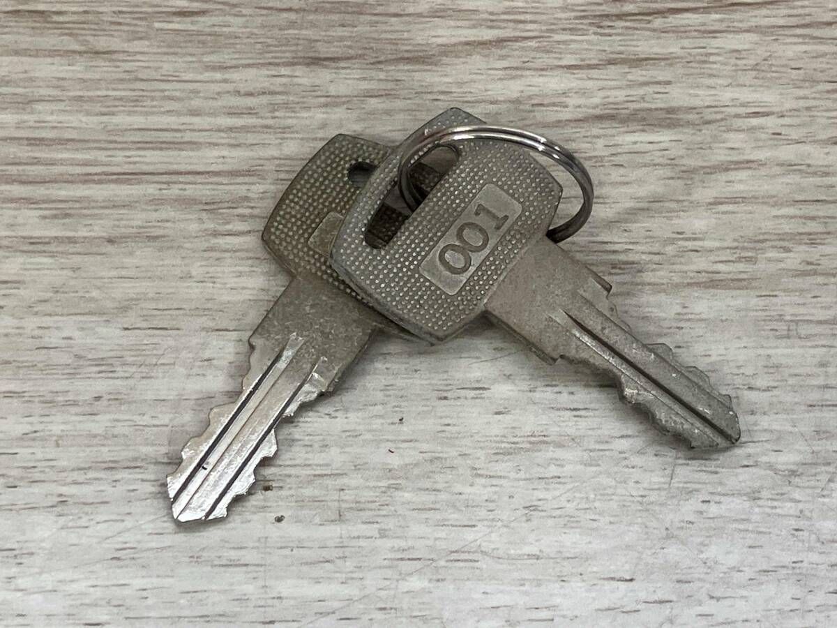 IKEA イケア グンネルン 鍵付きキャビネット 救急箱 赤 16778 約32×32