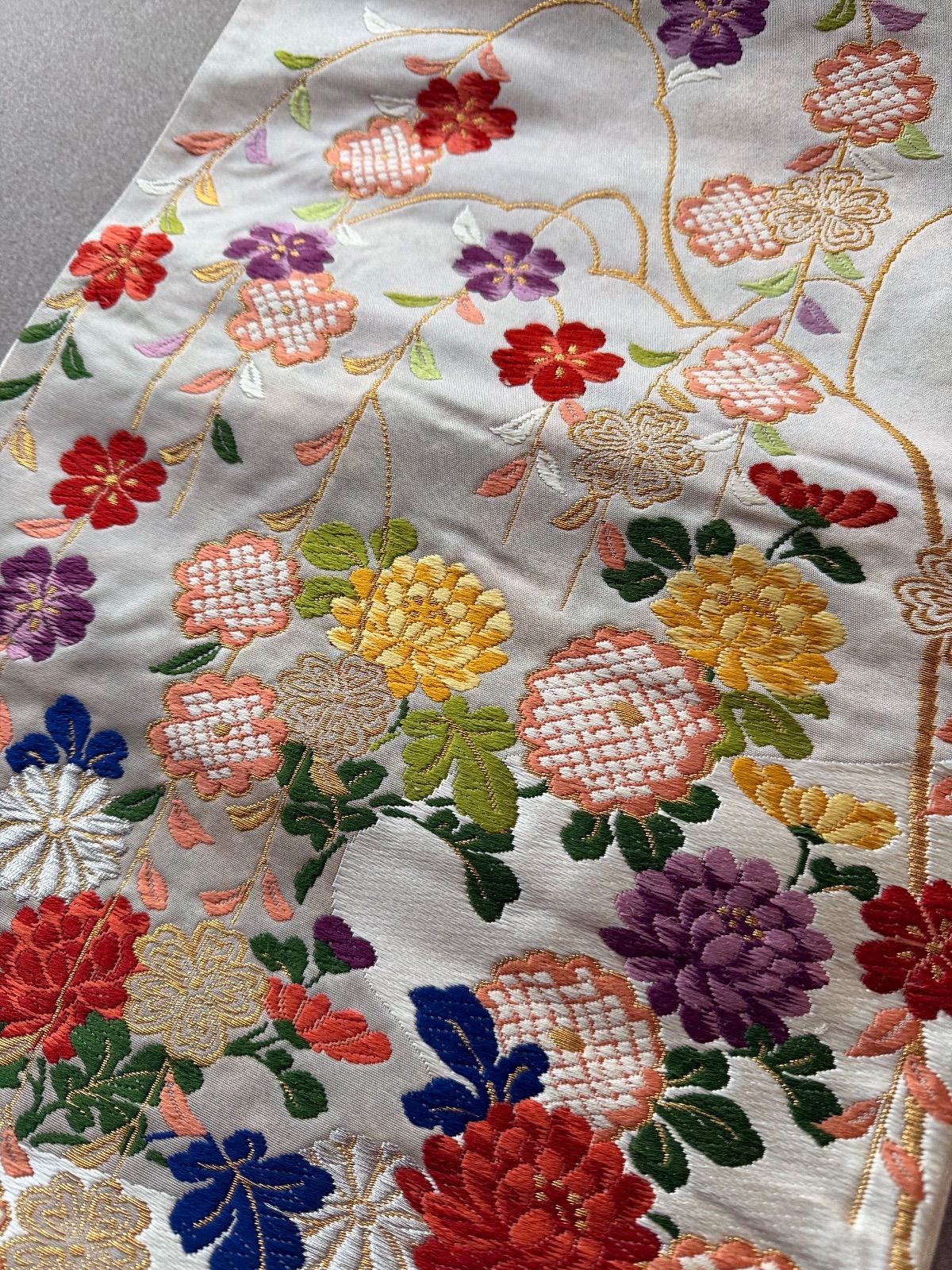 袋帯 セミアンティーク 唐織 花尽くし - メルカリ