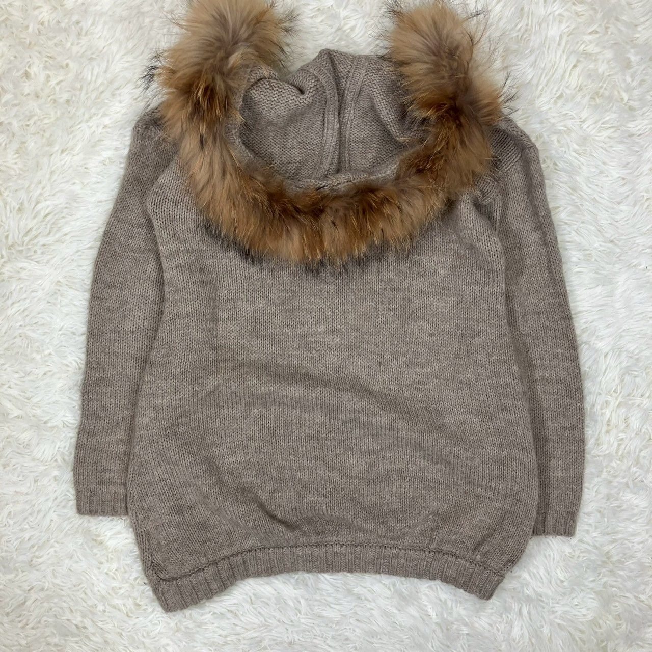 バーバリーブルーレーベル ケーブルニット カーディガン フード付き