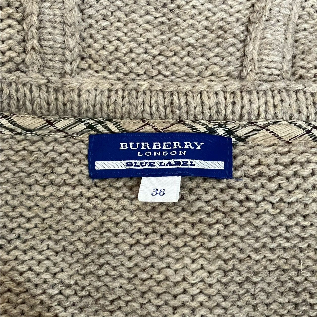バーバリーブルーレーベル ケーブルニット カーディガン フード付き