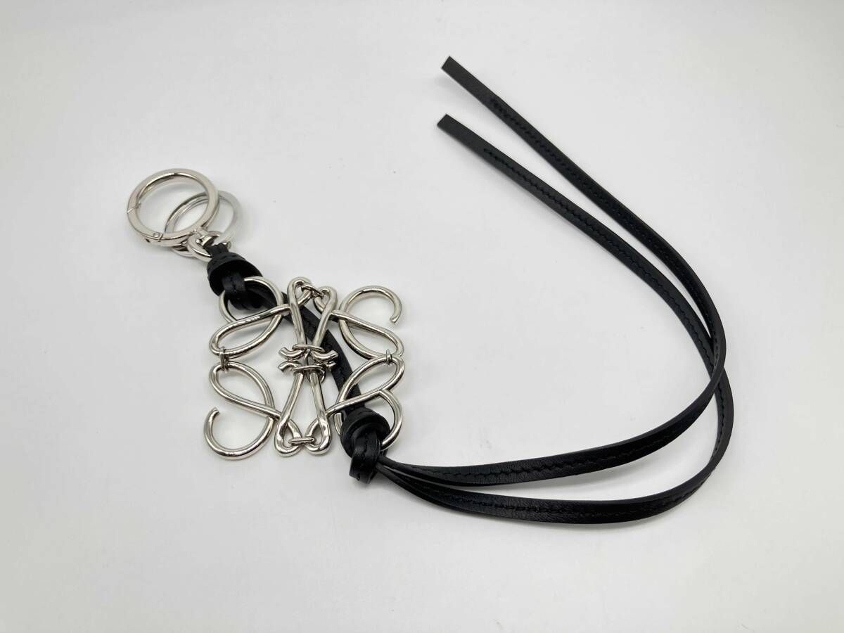 LOEWE アナグラムキーリング チャーム ロエベ