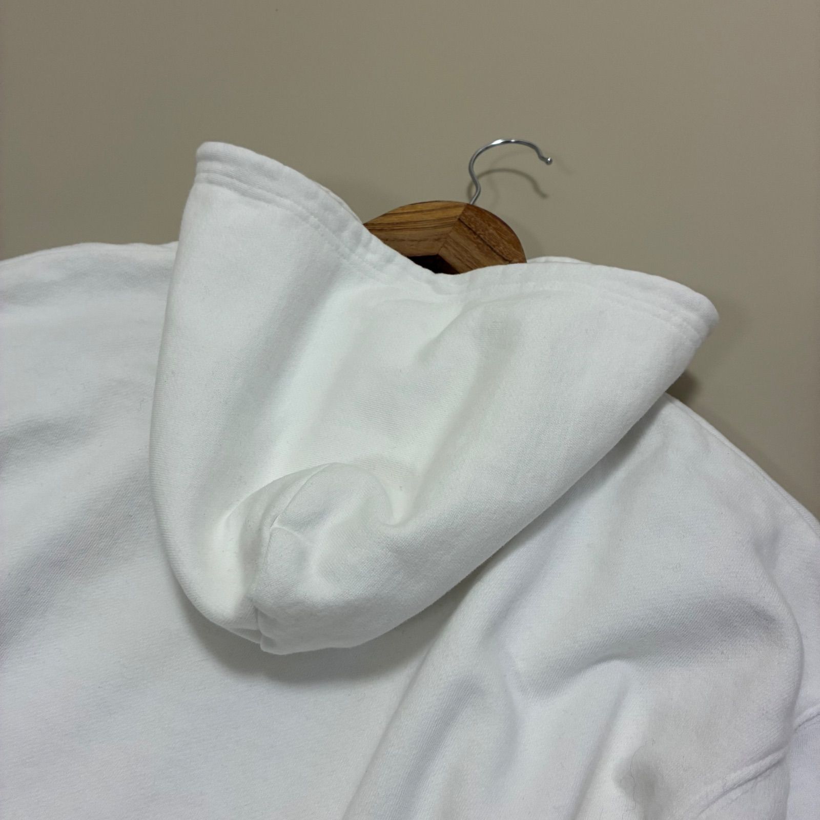 岡本信彦 × MILKBOY ミルクボーイ⭐︎コラボ パーカー ホワイト BEAR